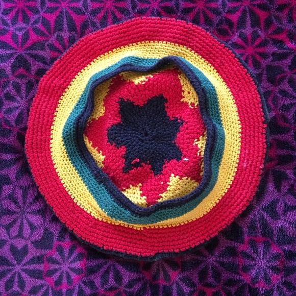 Macrame Rasta Beret - Picture 2 of 4